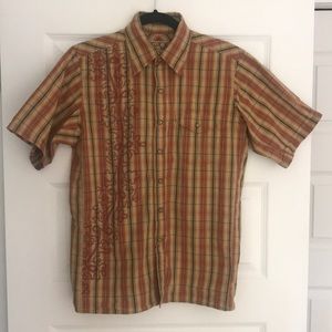 Mountain Hardwear short sleeved shirt